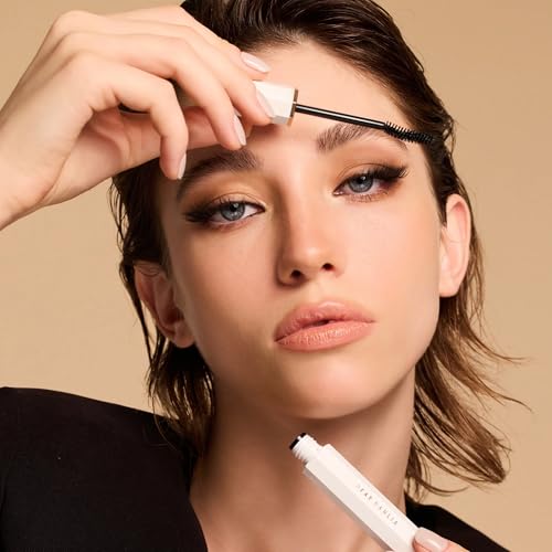 DEAR DAHLIA Paradise Dream Volume & Long Lash Mascara MAHOGANY High-intensity volumizing mascara with nourishing organic Shea Butter, Cacao Seed Butter and Olive Oil.