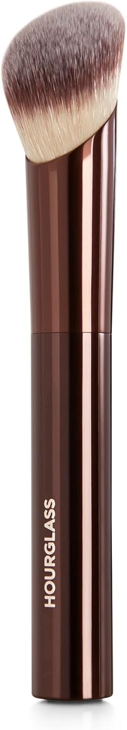 Hourglass Ambient Soft Glow Foundation Brush