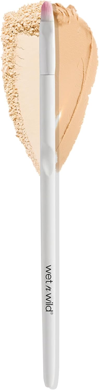 Wet n Wild Small Concealer Brush - 1-Piece – image 3