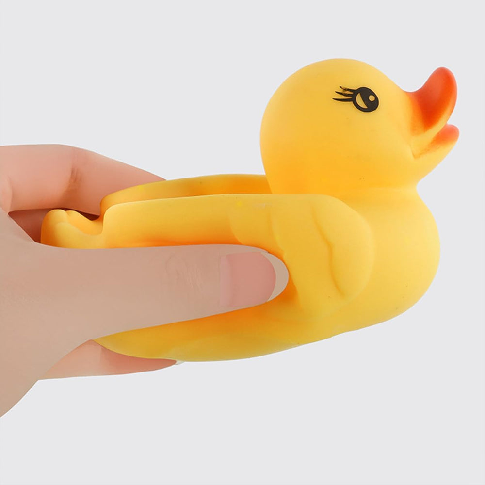Rubber Duck Family Bathtub Toy, Bath Duck Toys 4 Pcs Rubber Duck Family Squeak Ducks Baby Shower Toy for Toddlers Boys Girls (Mother Child Ducks)