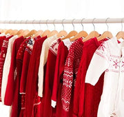 HOUSE DAY Premium Kids Wooden Hangers for Baby Clothes - 10 Pack, 360 Swivel Hook, Durable Toddler Hangers, Natural