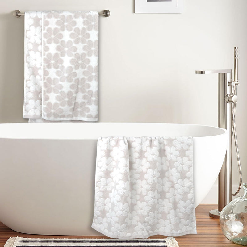 Jacquotha Soft Bath Towels 2 Pack, Super Absorbent Shower Towels 27.5x55 Inches, Cute Floral Jacquard Bathroom Towel Set, Cotton, Light Beige Brown