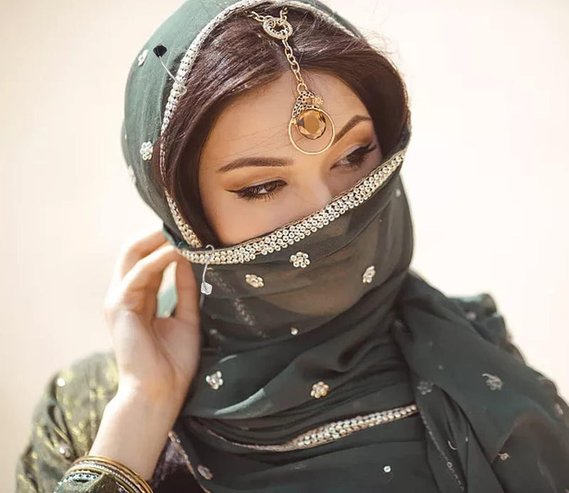 Honbay 12PCS Cute Hijab Pins Crystal Rhinestone Ball Pearl Brooch Pins Headscarf Shawl Scarf Muslim Hijab Scarf Clips Safety Pins Buttons Wedding Dress Decorative Boutonniere