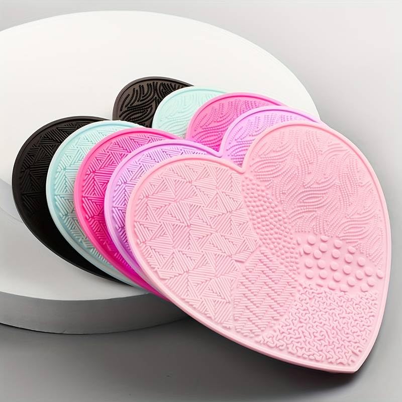 Heart Shaped Portable Makeup Brush Cleaning Pad With Suction Cup | Beauty Tool | Makeup Brush Cleaner Mat | Makeup Accessories - 1pc - Random Colour (Heart, 1)