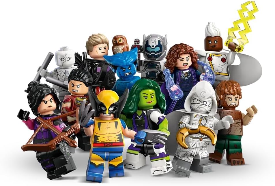 Marvel Series 2 Minifigure: Agatha Harkness with Additional Purple Maleficent Cape - Superheroes 71039 – image 3
