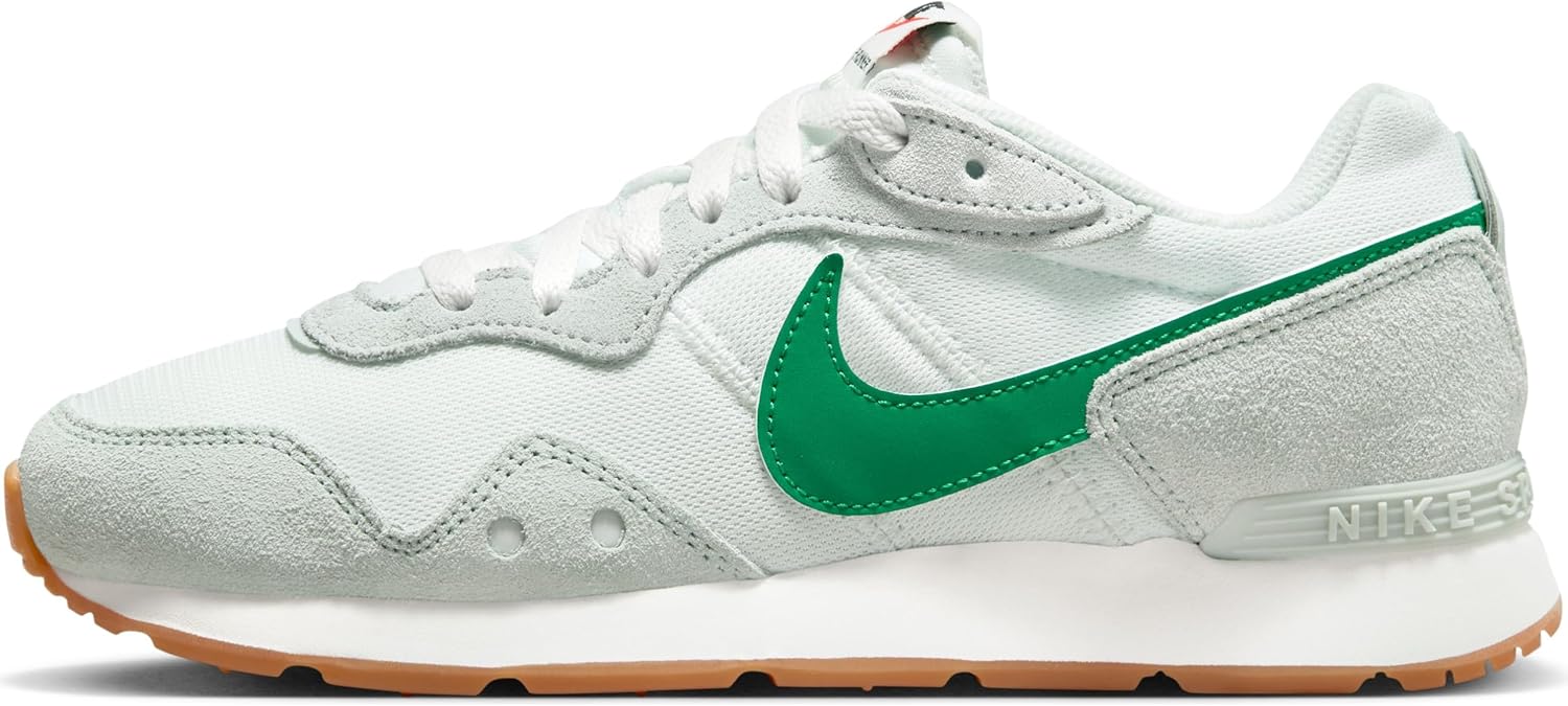NIKE Women's WMNS Venture Runner