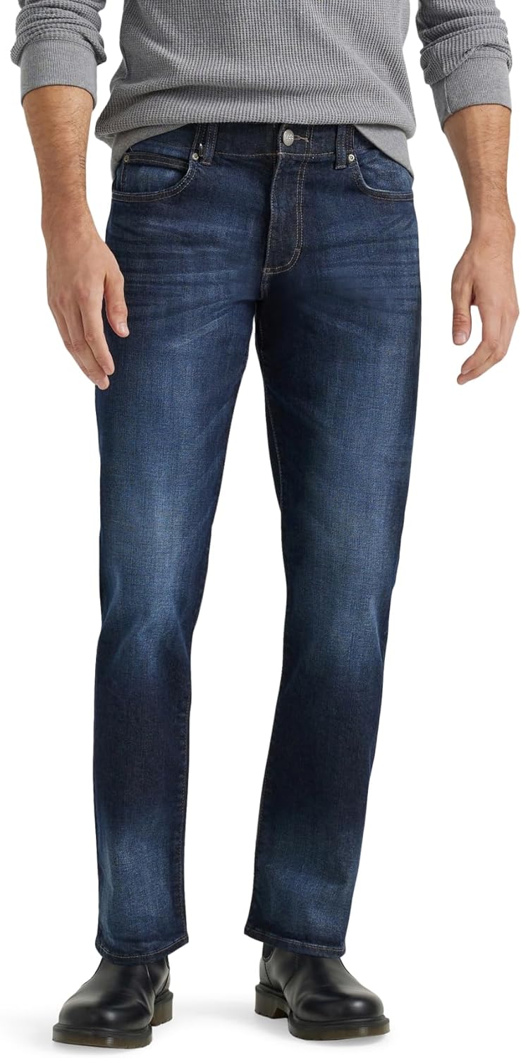 Men's Extreme Motion Straight Taper Jean