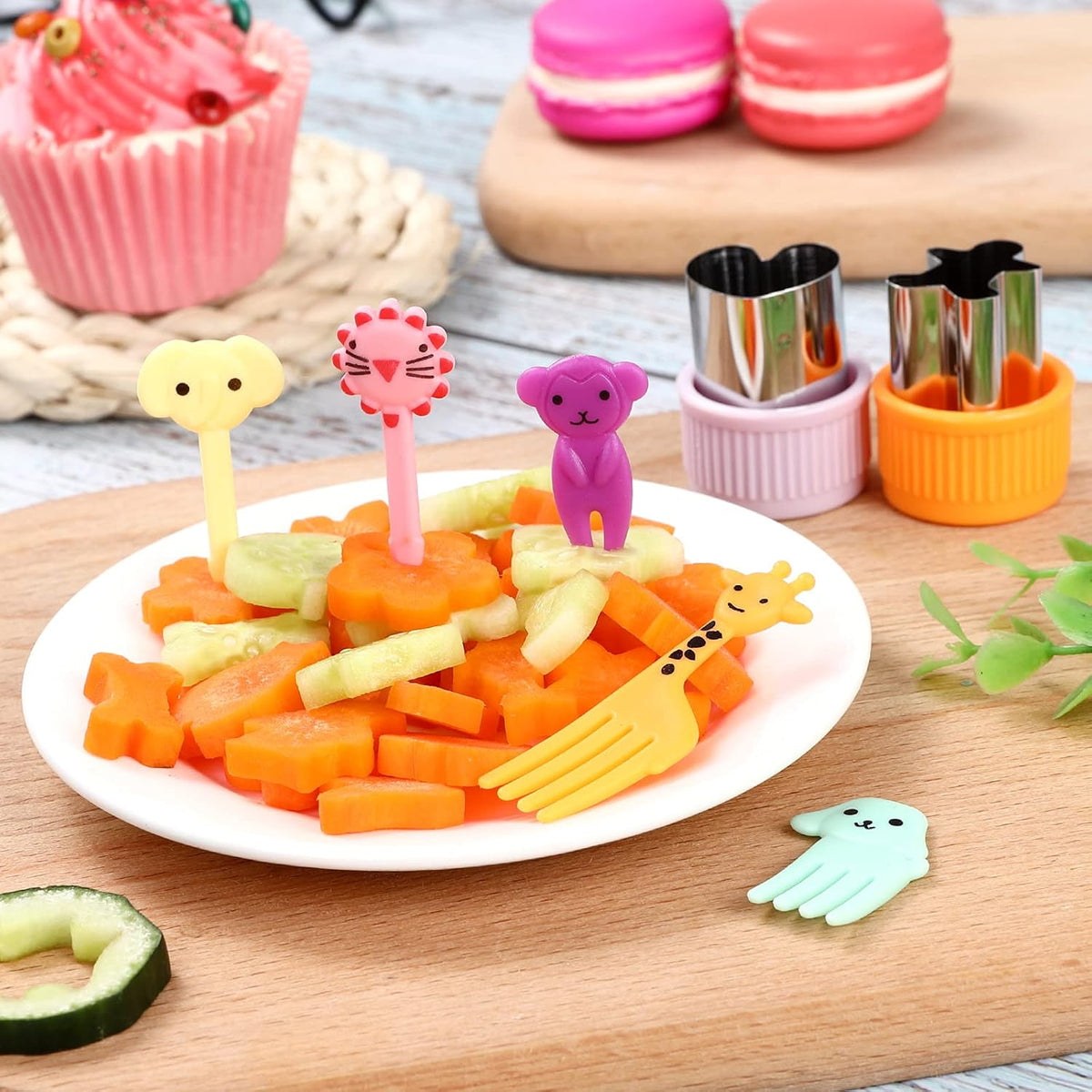 MUYIYAMEI Vegetable Cutter Shape Set, Mini Cookie Cutters,Biscuit Cutter to Decorate Food, Children's Baking and Food Supplement tool Accessories Kitchen Crafts, (20PCS+20Fork) – image 4