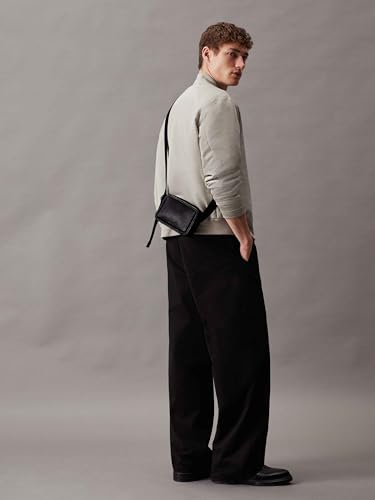 CALVIN KLEIN Men MINIMAL FOCUS CAMERA Crossover