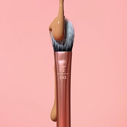 Real Techniques Brightening Concealer Makeup Brush, Face Brush For Eye Cream And Concealer, Covers Blemishes, Imperfections, And Dark Circles, Orange Face Brush, Rt 242 Brush, 1 Count