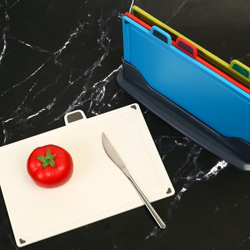 Plastic Chopping Board, Set of 4, 30 x 20 cm, Chopping Board Set with Stand, Dishwasher Safe PP, BPA-Free, Non-Slip Chopping Boards Set, Kitchen Boards for Fruit, Vegetables, Meat