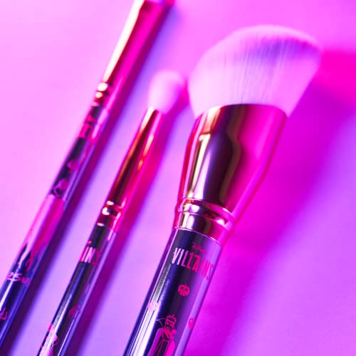 essence Disney Villains Ursula eyeshadow brush