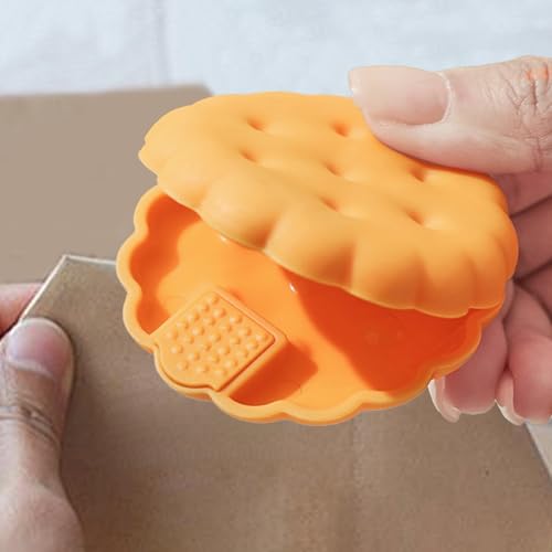 Bag Clips for Food Storage, 2 Pack Snacks Sealing Clip, Storage Gadgets, Household Food Preservation, Cookie Shaped Kitchen Accessories for Indoor Kids Adults Outdoor Travel