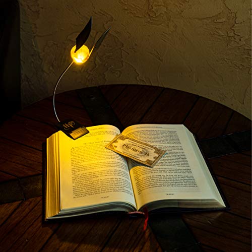 Paladone Golden Snitch Lumi Clip | Convenient Harry Potter Themed Reading Light | Powered by Batteries