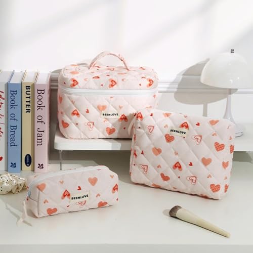 Quilted Cotton Makeup Pouch, Coquette Quilted Toiletry Bag for Women and Girls, Floral Coquette Organizer Bag, Aesthetic Travel Cosmetic Bags (White Shells Drawstring)