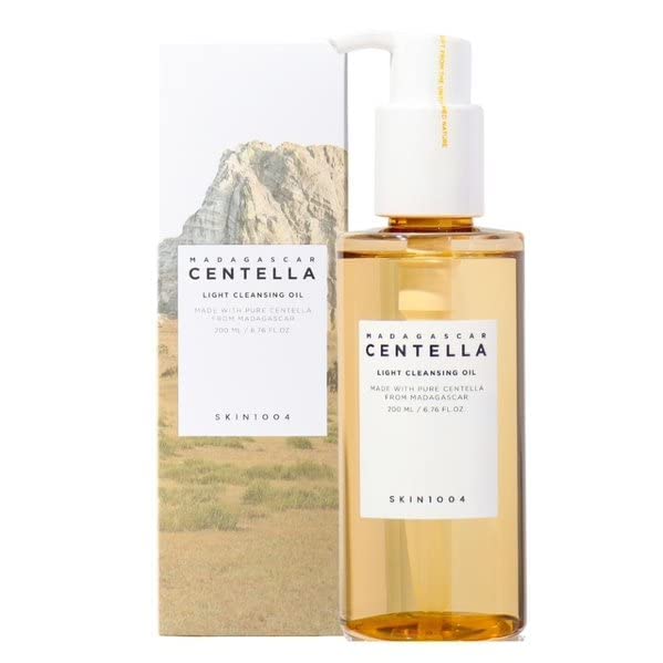 SKIN1004 Madagascar Centella Light Cleansing Oil, 200ml | Deep Cleansing | Gentle and Non-Irritating Formula | Removes Makeup and Impurities | Moisturizes Skin