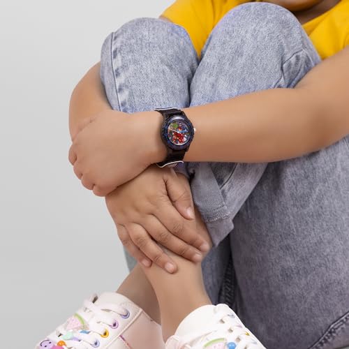 Avengers Boys Analogue Quartz Watch with Textile Strap AVG5008