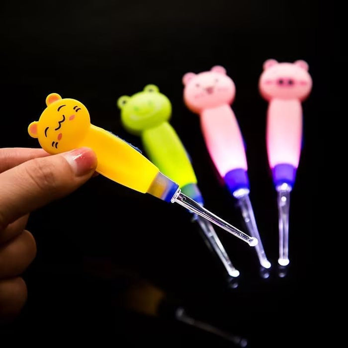 1Pc Cute Flashlight Earpick, Ear Wax Removal LED Light Illuminated Ear Pick Remover, Earwax Cleaning and Removal Tools, Earpick Wax for Adults Ear Safe, Ear Care Earwax Removal Products