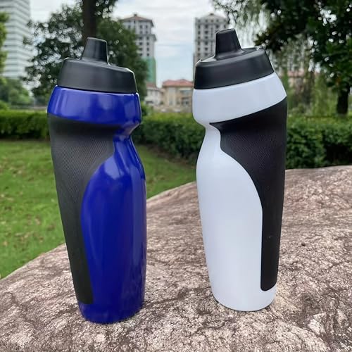 20oz Squeeze Sports Water Cup (600ml) - Ergonomic, Ideal for Gym, Football, Mountain Bike (Black)