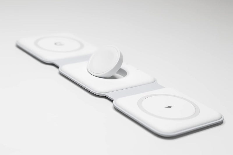 Foldable Wireless Charger Premium Charging Station Compact and Lightweight 3 In 1 Charging Station for Smartwatch, Smartphone, Earbuds QI-Enabled Travel Charging Pad Silicone Cover (White)