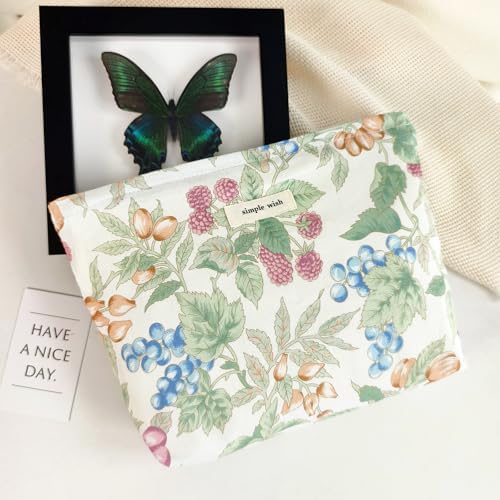 STARDW Flower Cosmetic Bags Makeup Bags for Women and Girls,Travel Makeup Bag Large Capacity Canvas Makeup Bag,Makeup Organizer Bag Zipper Pouch, Embossed pink, Large Capacity Aesthetic Makeup Bags