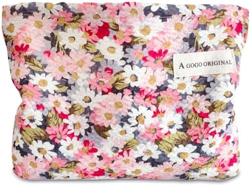 STARDW Flower Cosmetic Bags Makeup Bags for Women and Girls,Travel Makeup Bag Large Capacity Canvas Makeup Bag,Makeup Organizer Bag Zipper Pouch, Embossed pink, Large Capacity Aesthetic Makeup Bags