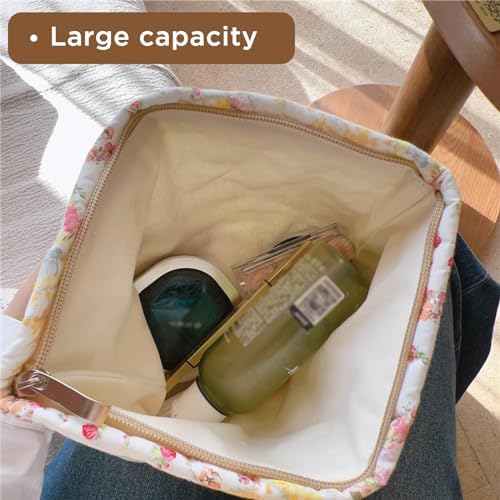 Sminra Floral Makeup Bag Large Cotton Quilted Cosmetic Makeup Bag Organizer, Aesthetic Portable Pouch Purse Toiletry Bag for Women Girls Travel accessories(Blue Floral-L)