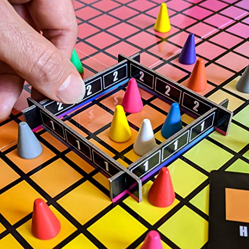 USAopoly Hues and Cues: Multicolor Party Board Game for 3 to 10 Players, Ages 9+