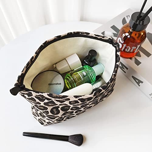 SYOSI Makeup Bag for Women, Cosmetic Pouch Travel Makeup Bag Large Capacity Canvas Makeup Bag Makeup Organizer Bag with Zipper for Women and Girls (Leopard)