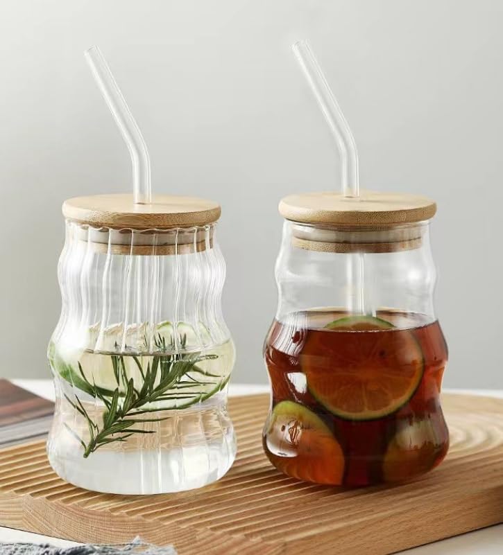 2 Pack Glass Drinking Glasses with Bamboo Lids and Glass Straw, Ribbed Glass Cups Vintage Drinking Glassware Ripple Crystal Cocktail Glasses for Iced Coffee Juice Beverage Milk 500ML