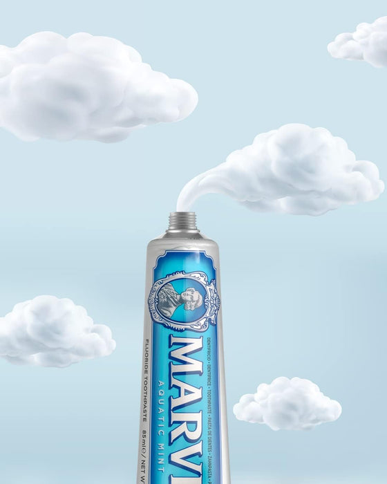 Marvis Smokers Whitening Toothpaste, Mint, 85ml, Promotes the Natural Whitening of the Teeth, Plaque Removal Toothpaste, Long-Lasting Freshness
