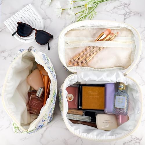 Makeup Bag, 3 Pieces Large Floral Quilted Makeup Bag Set for Women, Cotton Quilted Big Cosmetic Bag, Cute Makeup Bag Pouch Storage Bag, White Bear Pattern