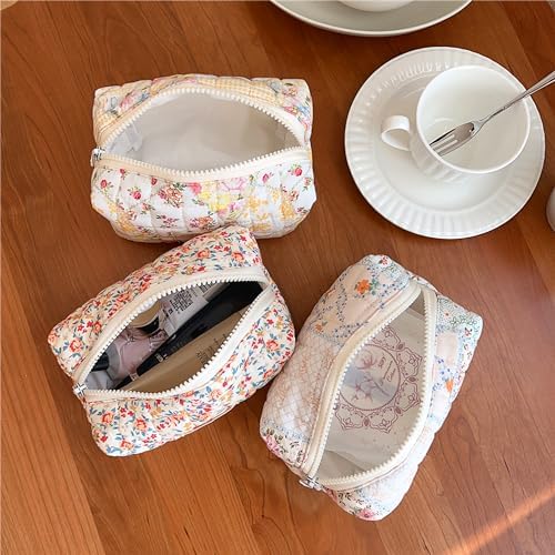 Sminra Floral Makeup Bag Large Cotton Quilted Cosmetic Makeup Bag Organizer, Aesthetic Portable Pouch Purse Toiletry Bag for Women Girls Travel accessories(Blue Floral-L)
