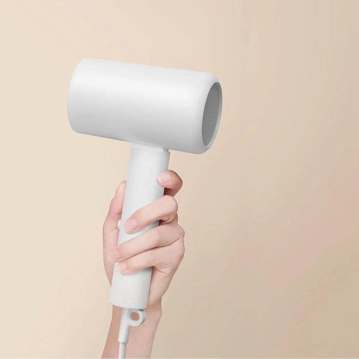 Xiaomi Compact Hair Dryer H101 Compact Ultra Light Weight and foldable| Hot/Cold Air Alternating Mode | Multiple air flow modes | 50 million* negative ions| A dual overheat protection mechanism| White
