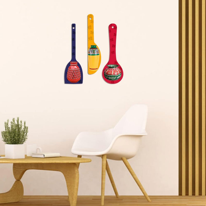 Artvibes Rajasthani Culture Wooden Wall Hanger for Home | Office | Living Room | Gift | Modern Decoration Items | Kitchen Wall Decor | Home Decor Hanging Items (WH_5012N), Set of 3