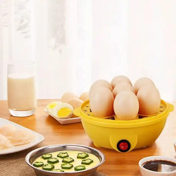 Electric Egg Boiler Cooker, 7 Eggs Capacity, Kitchen Breakfast Machine Multi-functional Egg Boiling Breakfast Electric Cooker Transparent Lid Rapid Egg Boiler (Yellow and White)