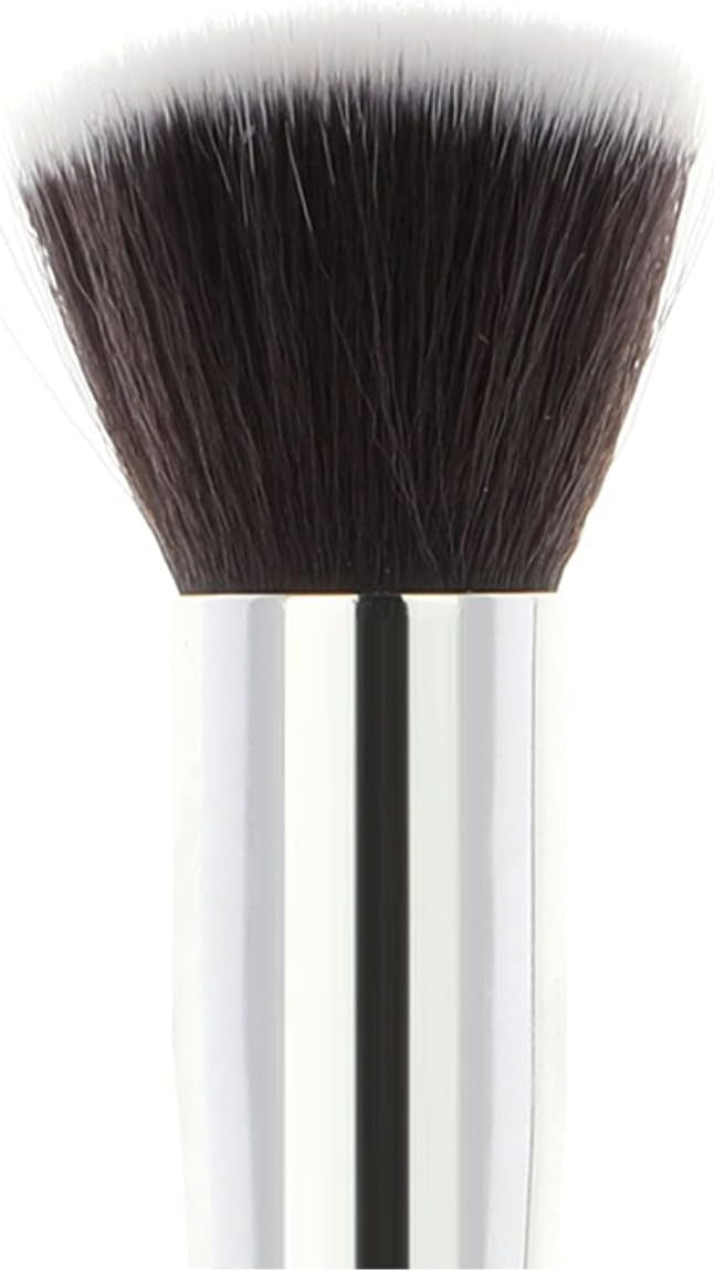 Easy way Marble flat brush M002 for foundation and concealer with synthetic fibers are ultra-soft that doesnt damage the makeup underneath