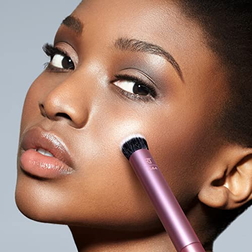 Real Techniques Filtered Cheek Brush, 1 Count