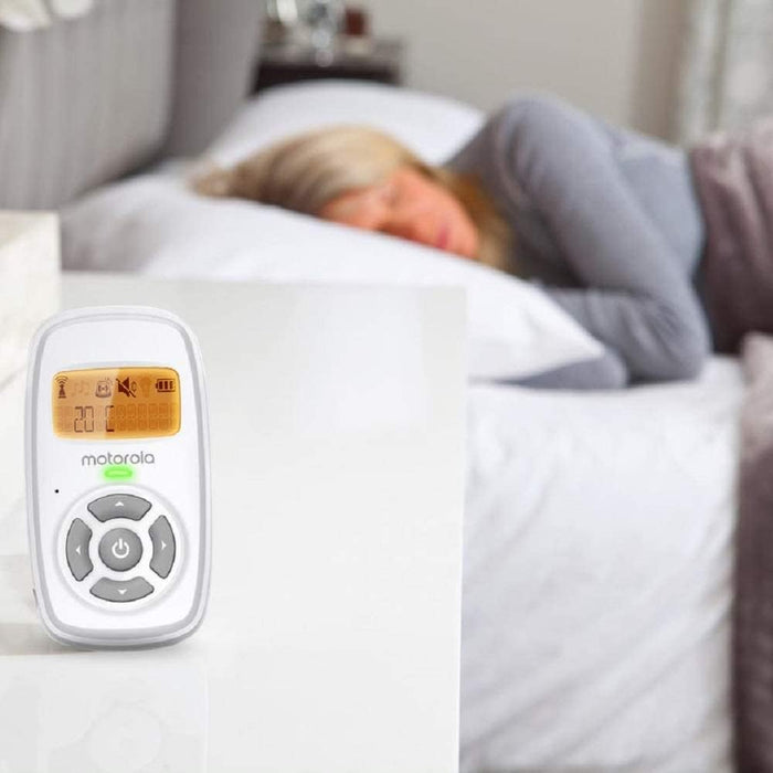 Motorola Step-Up Digital Audio Baby Monitor with Room Temperature Display-White