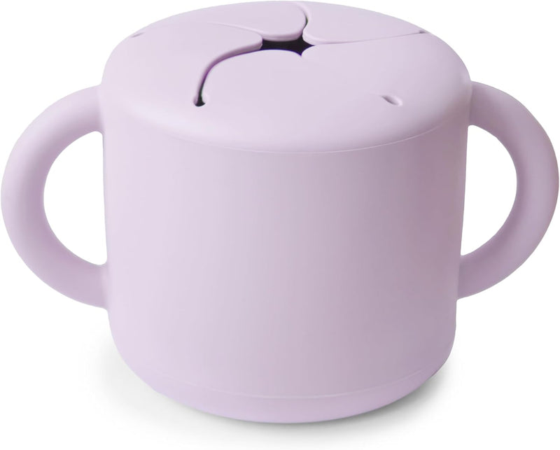 Mushie Silicone Baby Snack Cup with Handles - Easy-Grip Baby Cup with Soft Opening for On-the-Go Feeding, 400ml Spill-Proof Food-Grade Container for Baby Food & Snacks Woodchuck - Soft Lilac