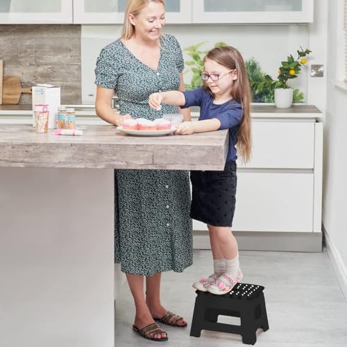 AMERTEER Folding Step Stool For Kids | Stepping Stool | 11 Inches Wide And 8 Inches Tall Foldable Step Stool Holds Up To 300 Lbs | Plastic Collapsible Step Stool For Bathroom, Garden & Kitchen (Black)