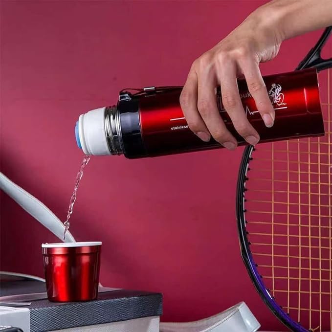 Water Bottle 600ML Stainless Steel Water Bottle, Leak-proof Lock, Food-grade Material, Stylish Design,Double Wall, Ideal For School Office Travel Outdoor Activities Sports Camping (RED)