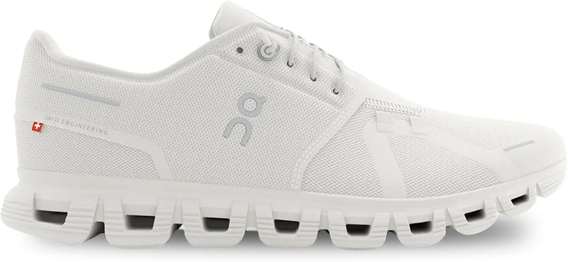 On mens Running shoes - White/White