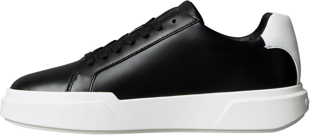 Calvin Klein – image 1
