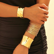 Gold Chunky Cuff Bracelets for Women, 3PCS Irregular Minimalist Statement Bangle Set, Open Wide Adjustable Arm Cuff Upper Arm Punk Jewelry, Chic Trendy for Daily Wear Party Offic
