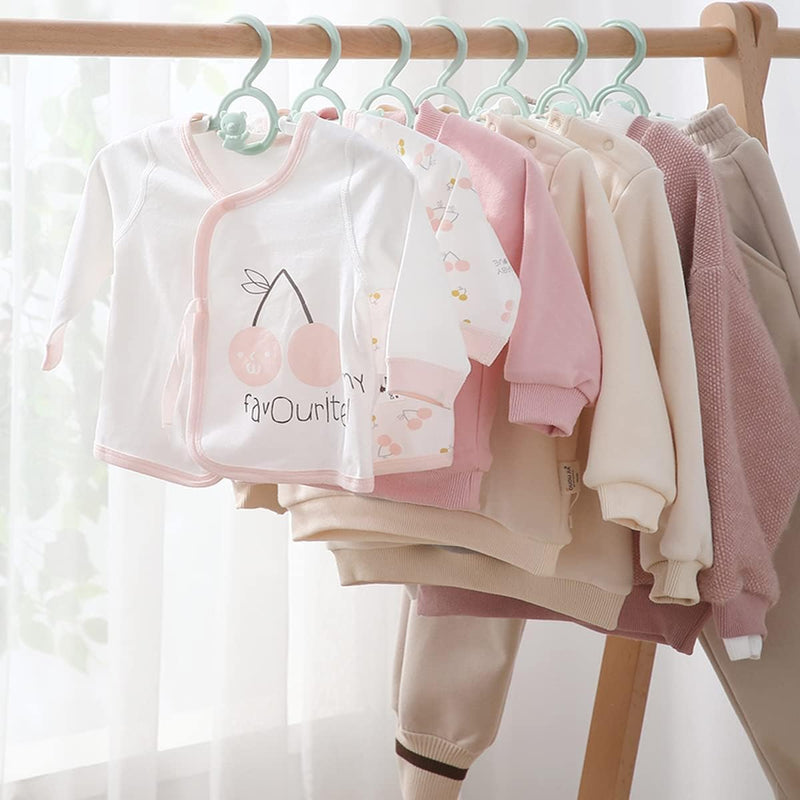 TOMVAES Kids Baby Hangers,11"- 14" Adjustable de Children Coat Hangers for Baby, 20pcs Toddler Kids Child Nursery Closet Hangers, Non-Slip and Extendable Laundry Plastic Infant Hangers (Pink)