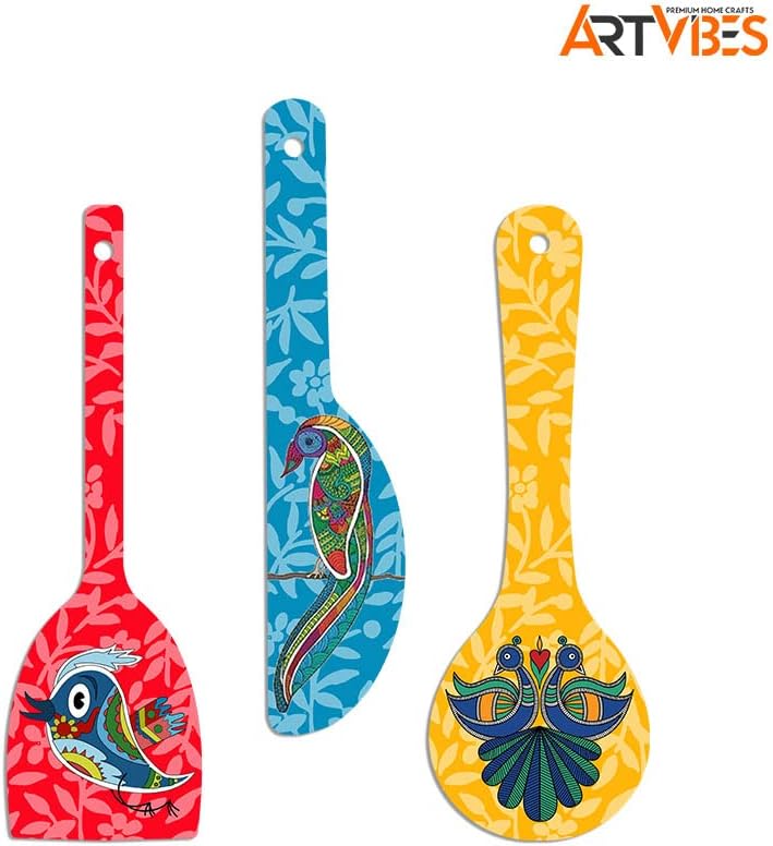 Artvibes Rajasthani Culture Wooden Wall Hanger for Home | Office | Living Room | Gift | Modern Decoration Items | Kitchen Wall Decor | Home Decor Hanging Items (WH_5012N), Set of 3