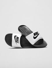 Nike Victori One Slide unisex-adult SLIDES