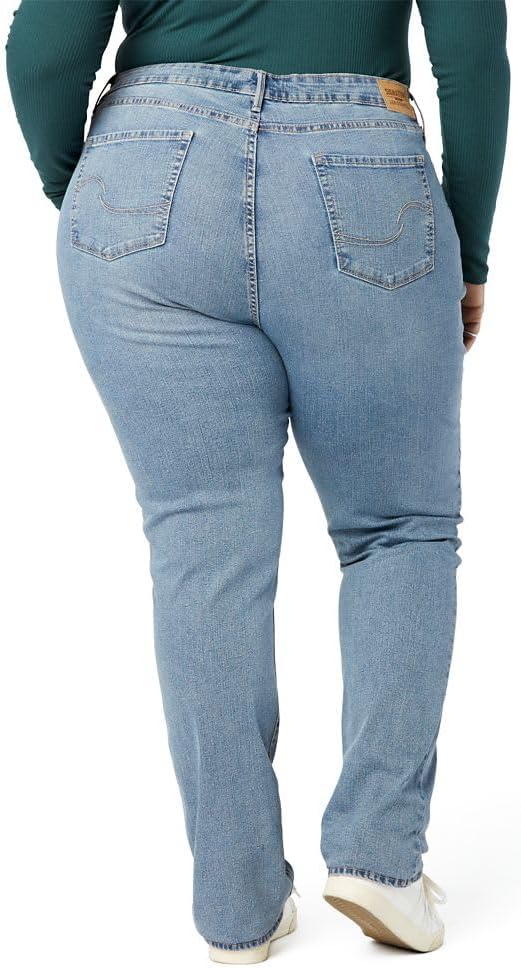 Signature by Levi Strauss & Co. Gold womens Curvy Totally Shaping Straight Jeans (Standard and Plus) Jeans