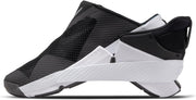 Go Flyease womens Sneaker - BLACK/WHITE